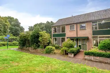 112m2 house to rent for 2400€/month in Gerrit van der Veenstraat 25, Soest