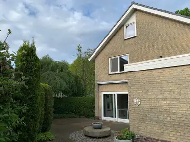 167m2 maison à louer pour 1770€/mois à Pastoor Balkstraat, Lonneker