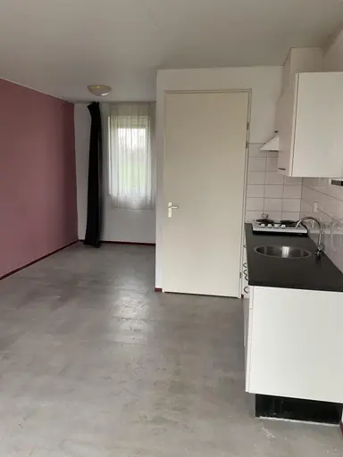 28m2 studio à louer pour 300€/mois à Kleine Vliet, Rosmalen