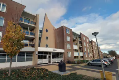 85m2 Appartement à louer pour 691.39€/mois à Deken Deutzlaan 9C, Kerkrade