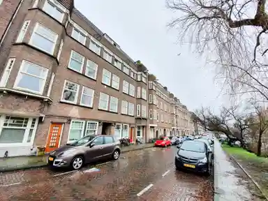 90m2 Appartement à louer pour 3250€/mois à Amstelkade, Amsterdam