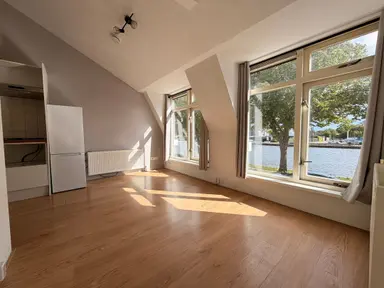 20m2 studio to rent for 725€/month in Oudshoornseweg 166, Alphen aan den Rijn