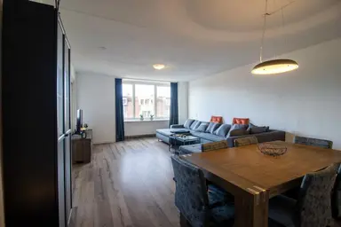 115m2 Appartamento in affitto per 2295€/mese a Olstgracht, Almere