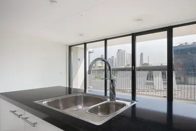 65m2 Appartement te huur voor 1505€/maand in Zalmstraat, Rotterdam