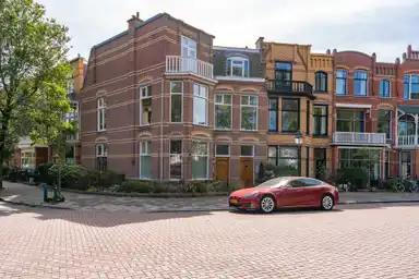 180m2 apartment to rent for 3950€/month in Belgischeplein 7, The Hague