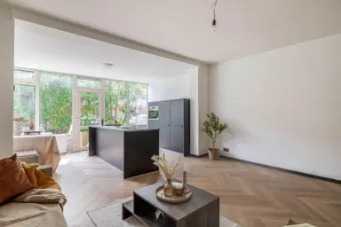 127m2 apartment to rent for 2500€/month in Lange Hilleweg 178B, Rotterdam