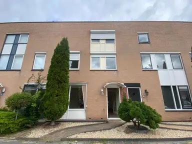 120m2 maison à louer pour 1995€/mois à Gelaarsde Kat, Eindhoven