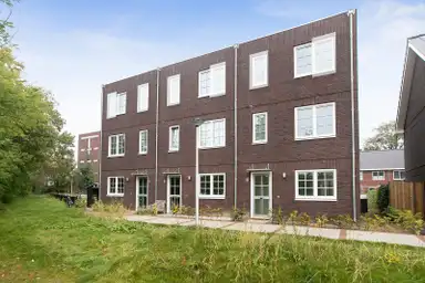 139m2 house to rent for 2250€/month in Soesterweg, Amersfoort