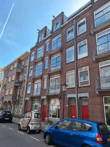 42m2 apartment to rent for 932.93€/month in Majubastraat 37, Amsterdam