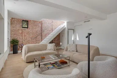 165m2 apartment to rent for 3000€/month in Parkstraat 14A, Breda