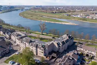184m2 apartment to rent for 3000€/month in Doctor Cuypersstraat, Venlo