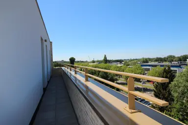 105m2 apartment to rent for 2600€/month in Koningslaan 43, Rotterdam