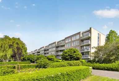 94m2 apartment to rent for 2195€/month in Haya van Somerenlaan 104, Amstelveen