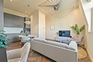 54μ² Διαμέρισμα προς ενοικίαση για 2450€/μήνα σε Eisenhowerlaan, The Hague