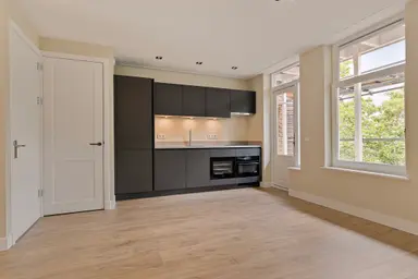 80m2 apartment to rent for 3250€/month in Van Woustraat 39-2, Amsterdam