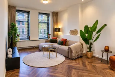 142μ² μονοκατοικία προς ενοικίαση για 3000€/μήνα σε Jericholaan 78B, Rotterdam