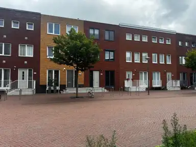 150m2 house to rent for 2500€/month in Oosterheemplein, Zoetermeer