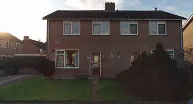 102m2 huis te huur voor 764.14€/maand in Marten Janswei 38, Lippenhuizen
