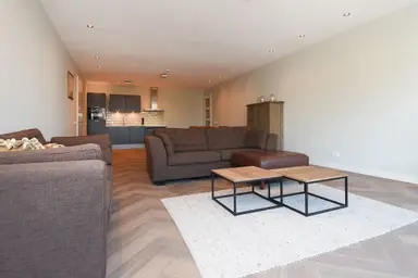 120m2 flat to rent for 2500€/month in Escamplaan 888, The Hague