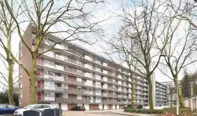 84m2 Appartement à louer pour 970€/mois à Cederstraat 27, Tilburg