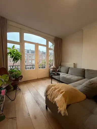 90m2 apartment to rent for 195€/month in Frederik Hendrikstraat, Amsterdam