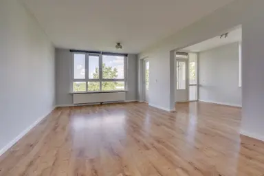 82m2 apartment to rent for 2250€/month in Logger, Amstelveen