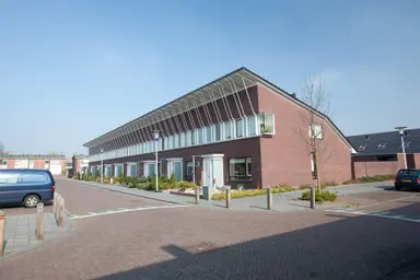 88m2 house to rent for 932.93€/month in Frits ten Brinkstraat 11, Almelo