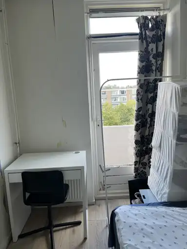 6m2 Kamer te huur voor 550€/maand in Monseigneur van Steelaan, Voorburg