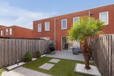 89m2 Casa in affitto per 2450€/mese a Zuidwijkstraat, Zoetermeer