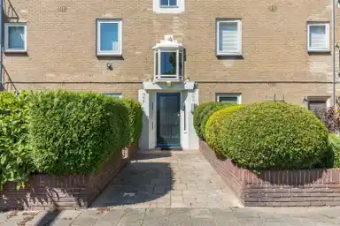 127m2 apartment to rent for 2121€/month in Oude Loosdrechtseweg, Hilversum