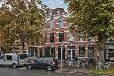 124m2 apartment to rent for 2850€/month in Koningin Emmakade 112, The Hague