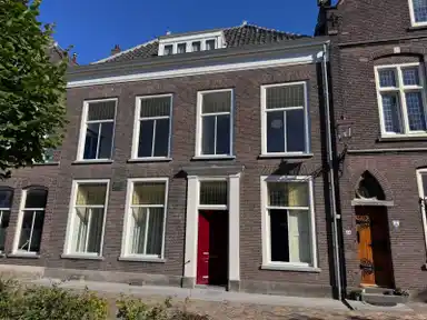 95m2 Appartamento in affitto per 2150€/mese a Bagijnhof, Delft
