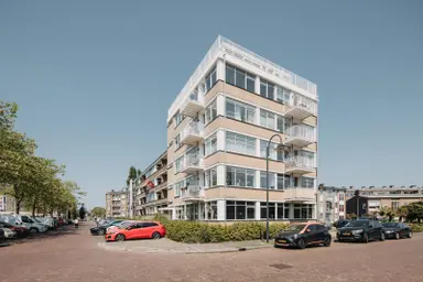 90m2 flat to rent for 2300€/month in Uhlenbeckstraat, Voorburg
