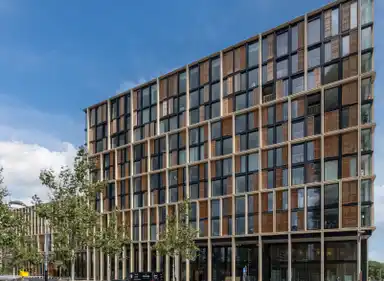 77m2 Appartamento in affitto per 2125€/mese a Julianaplein 110, Amsterdam
