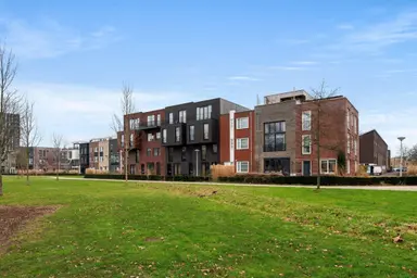 110m2 Appartamento in affitto per 3100€/mese a Koopvaardersplantsoen, Amsterdam