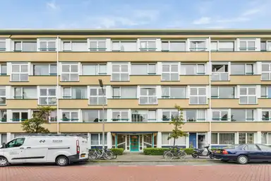 95m2 apartment to rent for 2125€/month in Johannes Calvijnlaan 60, Amstelveen