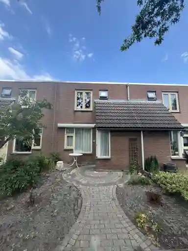 61m2 house to rent for 764.14€/month in Schubert 35, Monster