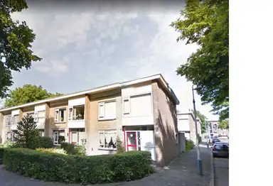 67m2 house to rent for 932.93€/month in Van Effenstraat 27, The Hague