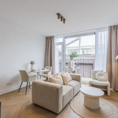 40m2 Studio zur Miete für 1850€/Monat in Hoofdweg 1197, Nieuw-Vennep