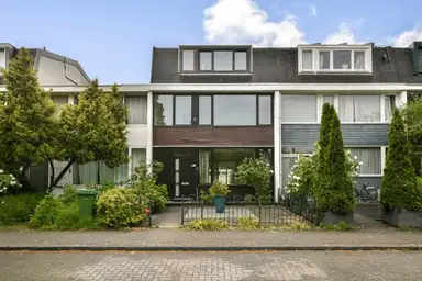 167m2 house to rent for 3750€/month in Sint Philipsland 5, Amstelveen