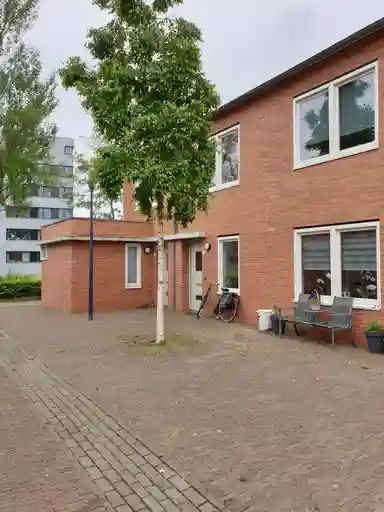 106m2 house to rent for 764.14€/month in Tacitusstraat 35, Leiden