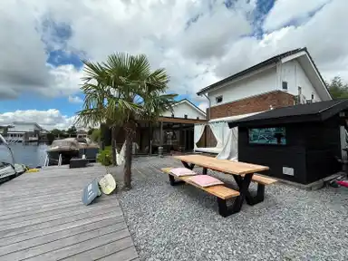 89m2 house to rent for 3000€/month in Vinkenkade, Vinkeveen