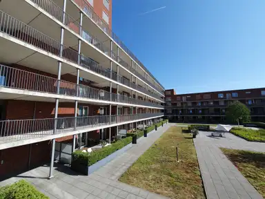 108m2 flat to rent for 1730€/month in Chris Bennekerslaan 27A, Rotterdam