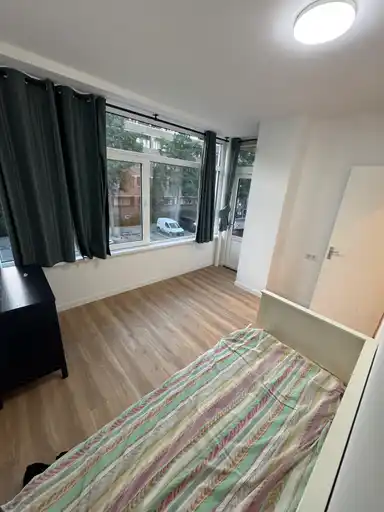 15μ² Δωμάτιο προς ενοικίαση για 1050€/μήνα σε Krabbendijkestraat, Rotterdam