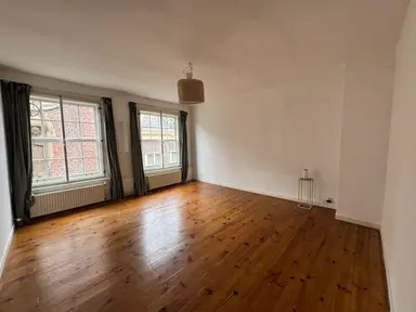 20m2 room to rent for 1300€/month in Oude Molstraat, The Hague