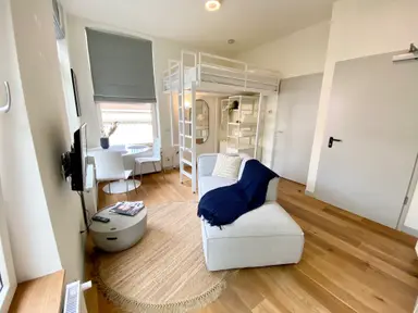 23m2 studio to rent for 3150€/month in Witte de Withstraat 68D, Rotterdam