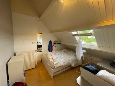8m2 Chambre à louer pour 534.09€/mois à Coendersweg 14, Groningen