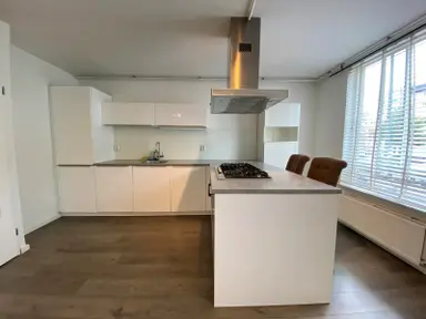 64m2 Appartement à louer pour 2350€/mois à Alfred Döblinstraat 148, Amsterdam