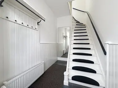 210m2 apartment to rent for 2950€/month in Pijnboomstraat, Haarlem