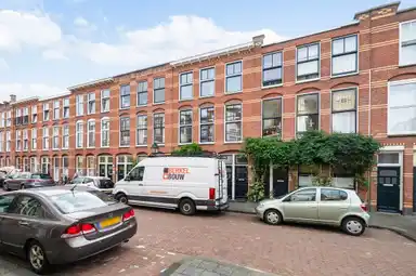 97m2 Appartement à louer pour 2400€/mois à Ampèrestraat 110, The Hague